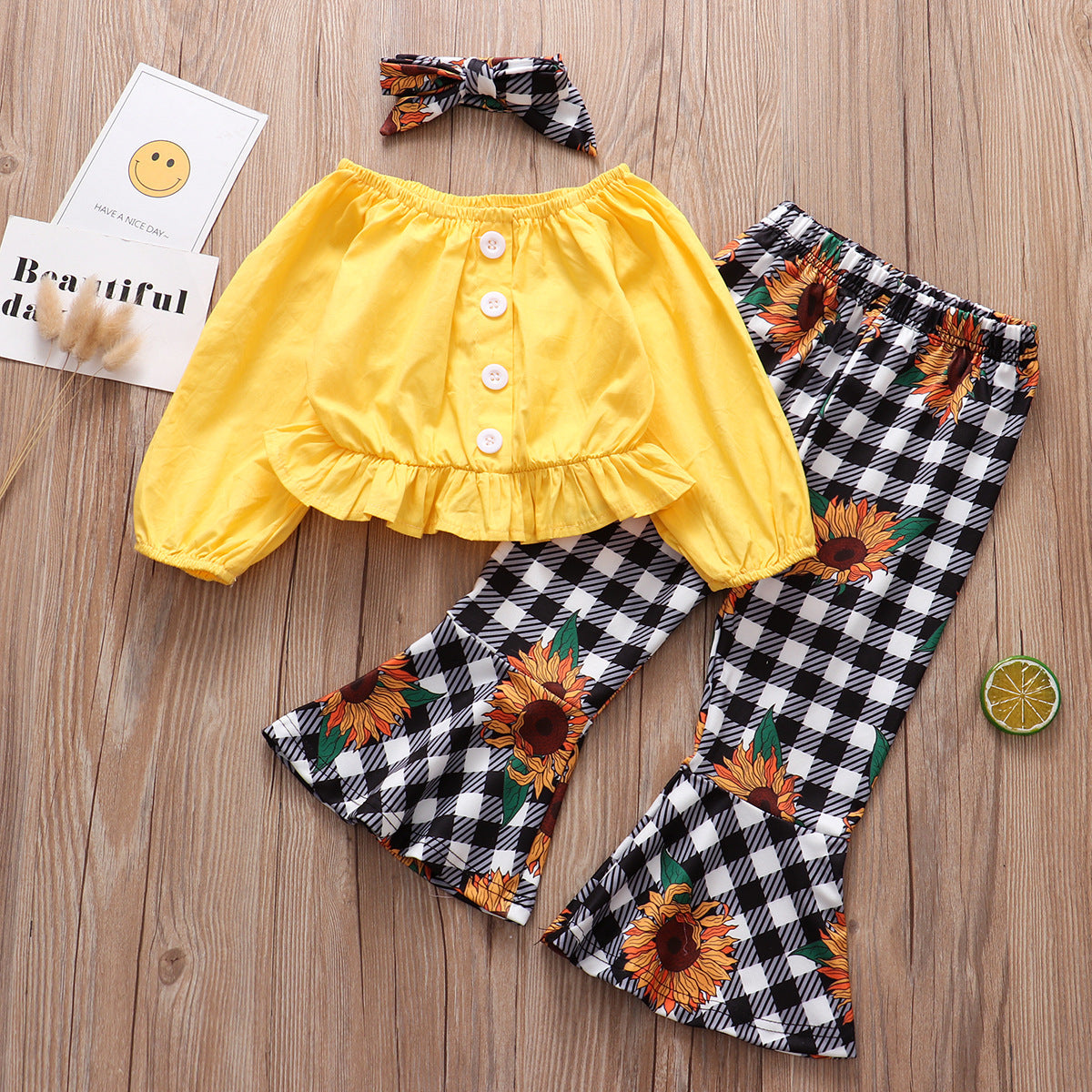 Foreign Trade Childrens Clothing WholesaleAutumn New Style Longsleeved Yellow Blouse Plaid Sun Flower Trousers Girl Suit 3-piece Set