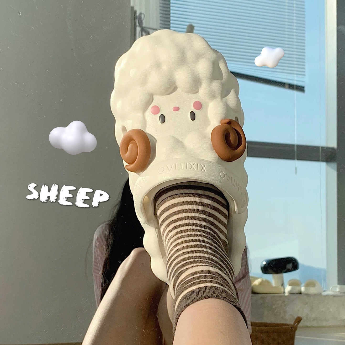 Summer Wear Casual And Comfortable EVA Closed Toe Sandals With Soft Bottom