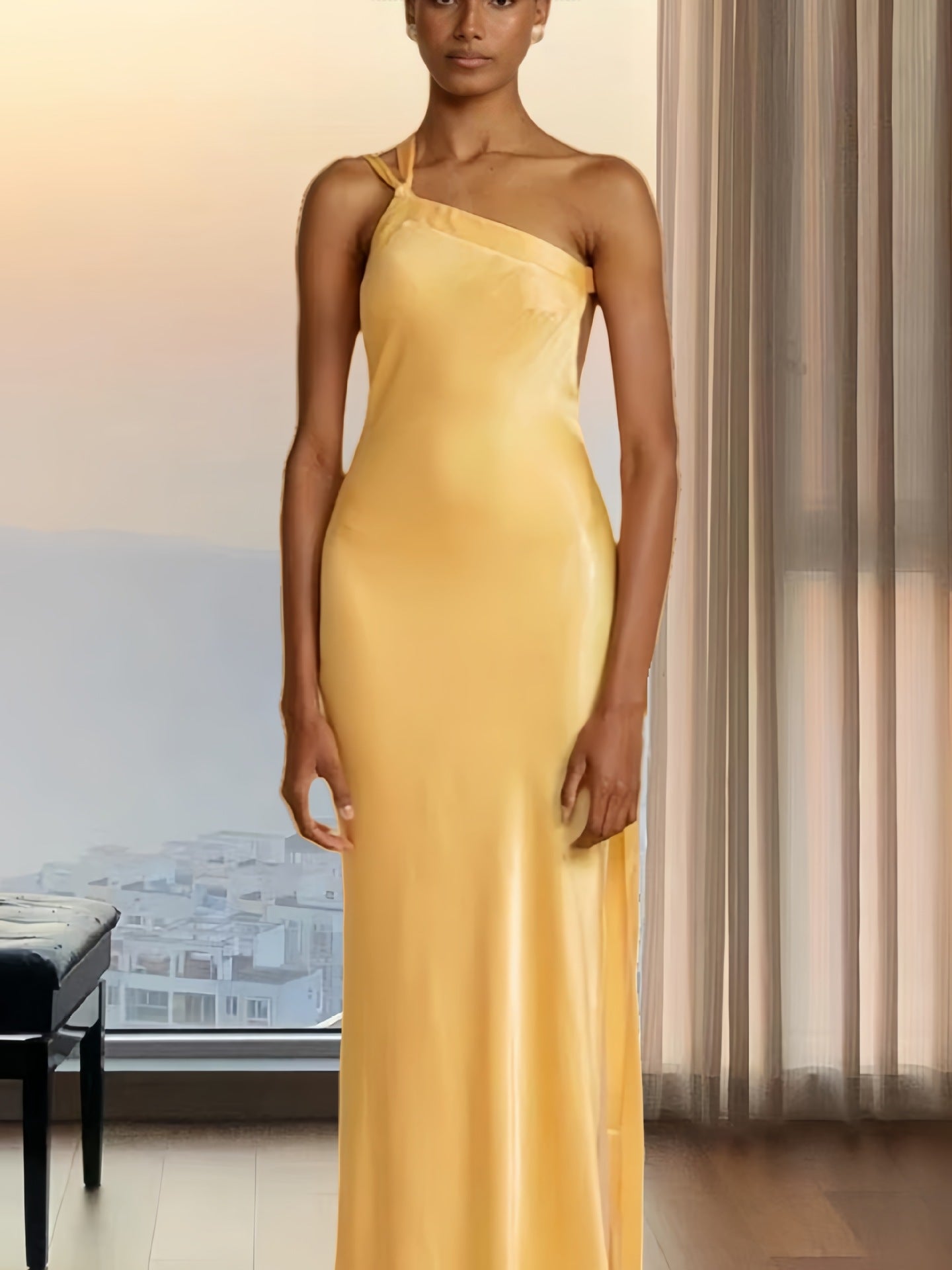 Women's Sleeveless Diagonal Collar Dress Summer And Autumn Solid Color Backless Hollow-out Cinched Long Dress