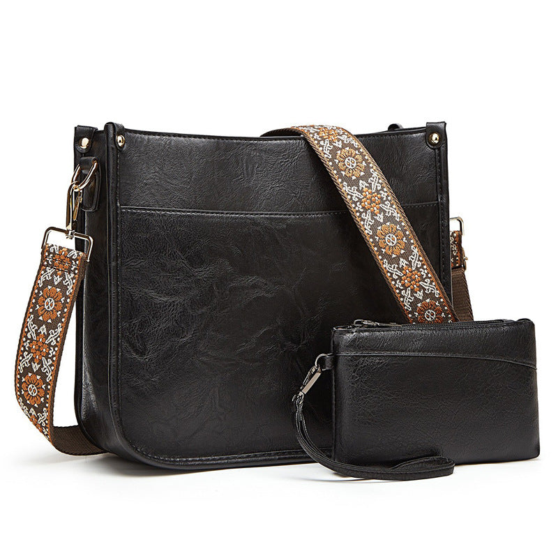 Women's Large Capacity Retro Messenger Bag