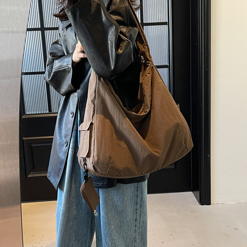 Large-capacity Crossbody Bag Women's Casual Sports One-shoulder