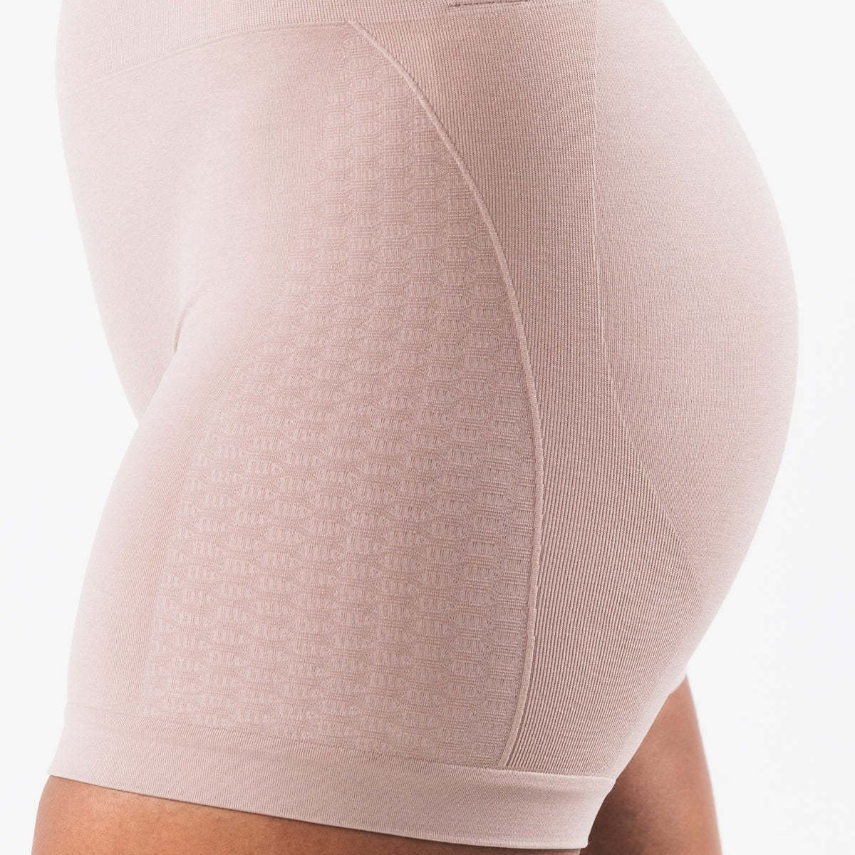 Super Soft Hand Feeling Tight Body Shaping Hip Lifting Cationic Seamless Jacquard Shorts