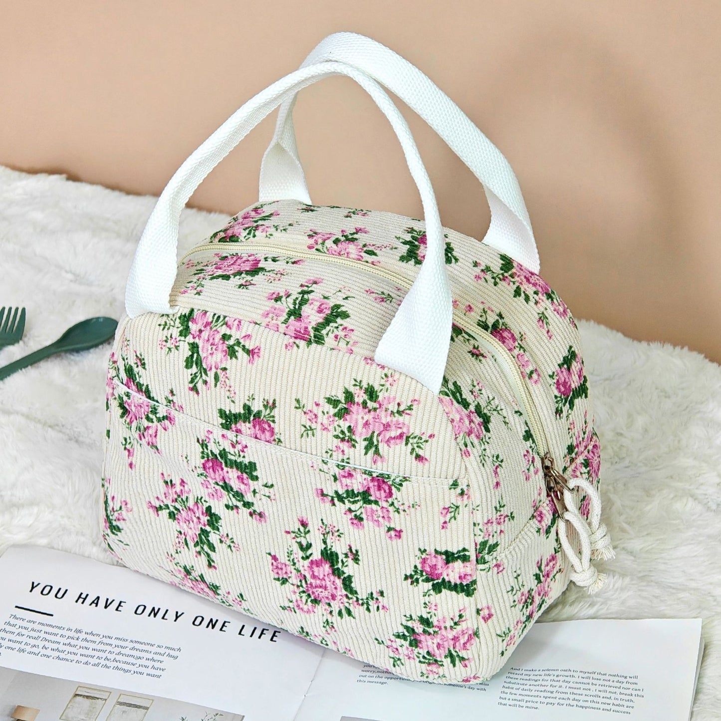 Portable Large Capacity Advanced Sense Portable Quilting Cotton Bag