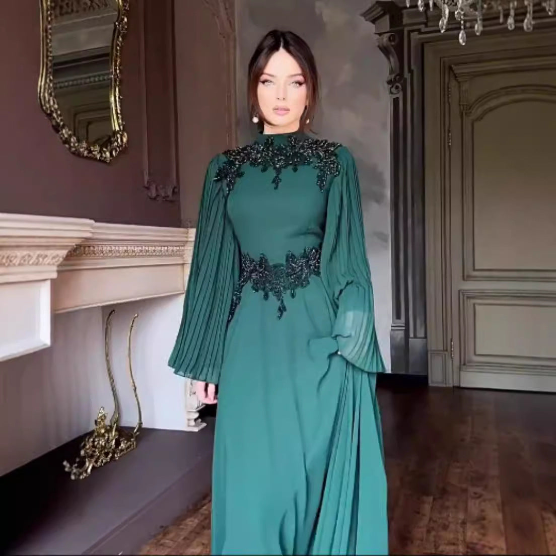 Autumn And Winter New Middle East Lace Robe Evening Gown