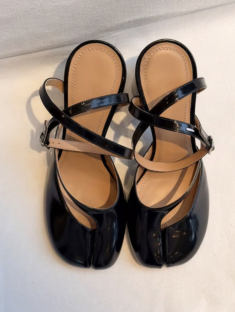 Niche Split Toe Women's Chunky Heel Cross Lace-up Shoes